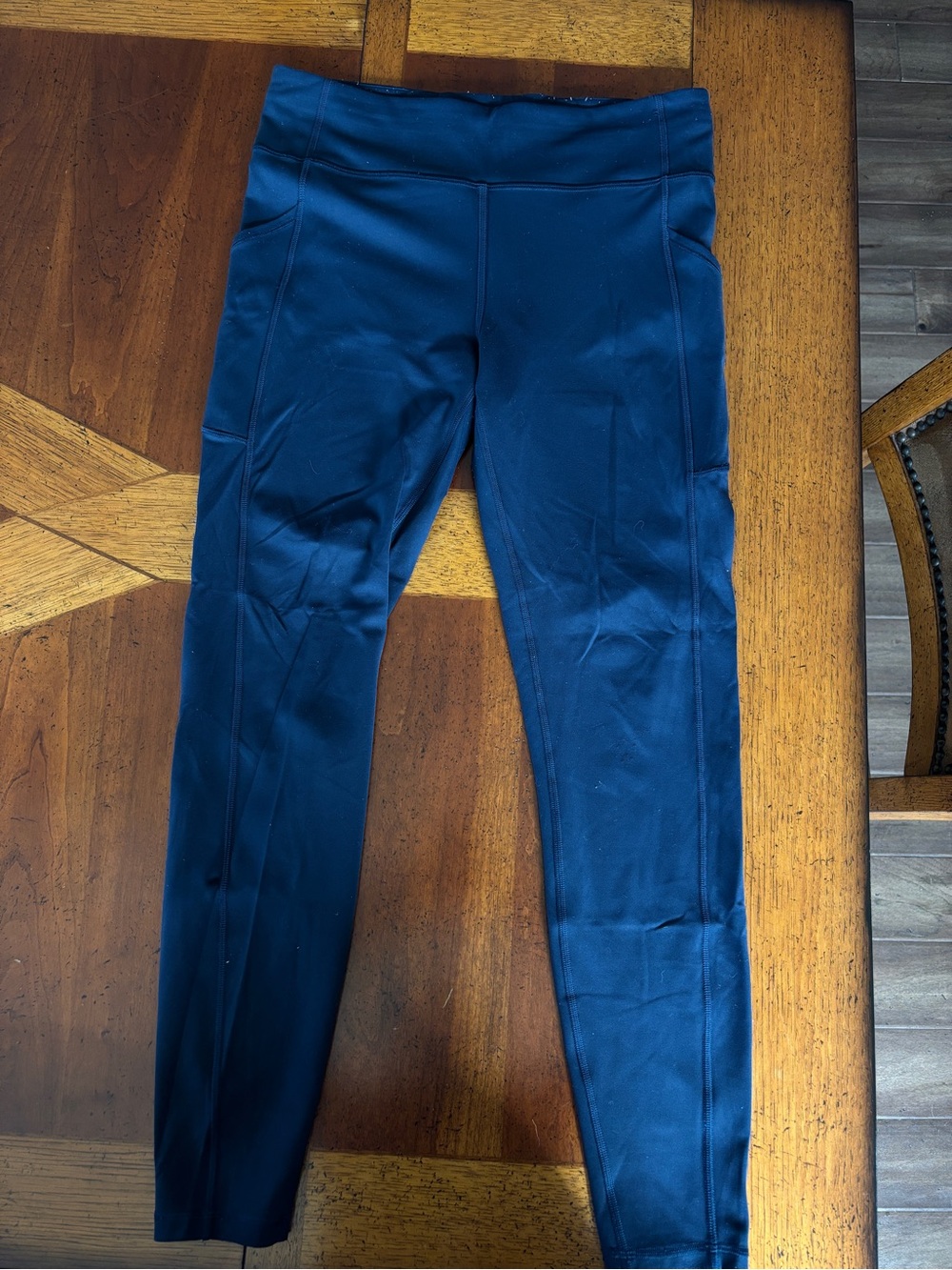 Lululemon navy blue leggings